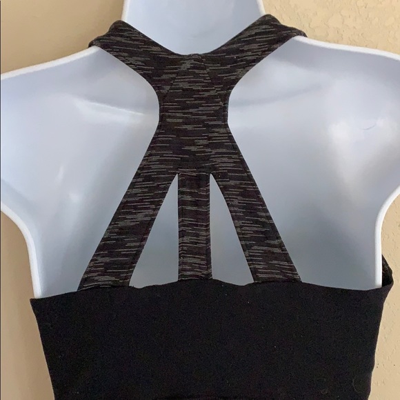 Lucy strappy back fitted tank - Picture 7 of 8